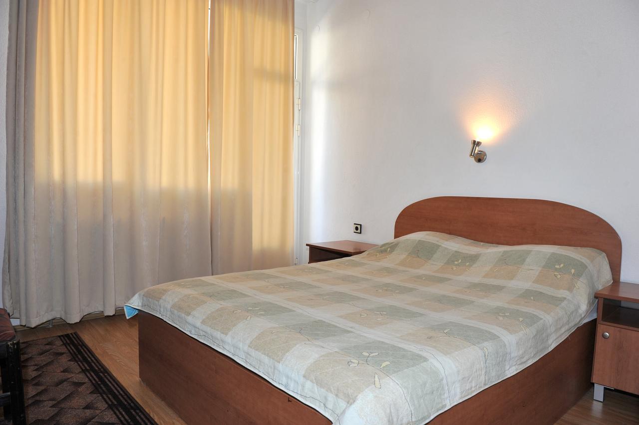 Family Hotel Blazhi Sandanski Zewnętrze zdjęcie